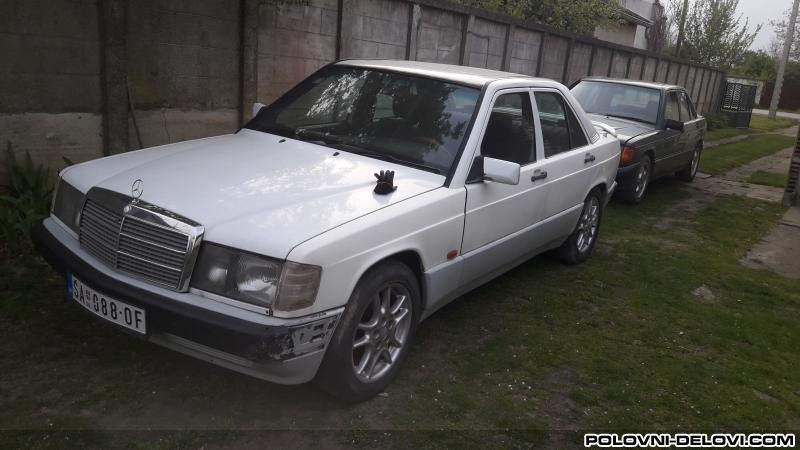 Mercedes  190  Kompletan Auto U Delovima