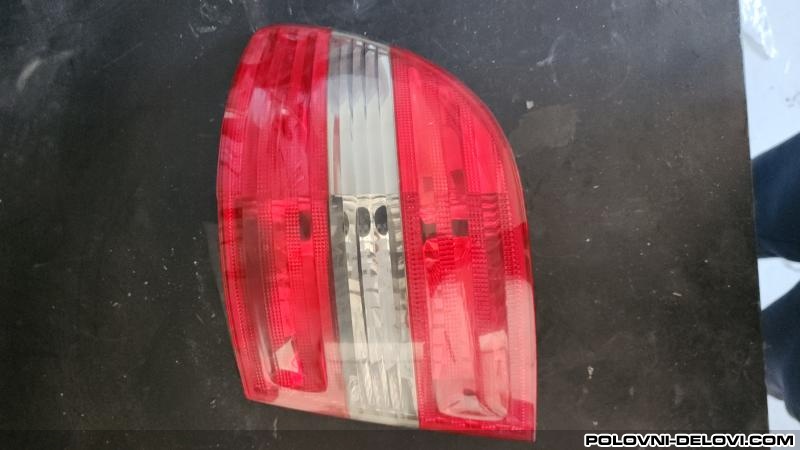 Mercedes  400  Kompletan Auto U Delovima