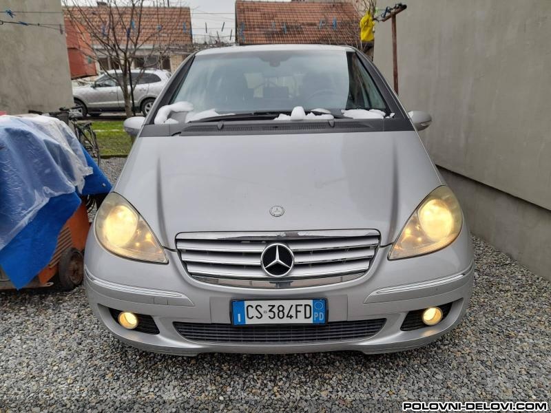 Mercedes  A 150 A W169 Benzinac Kompletan Auto U Delovima