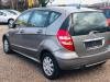 Mercedes  A 180 C220 E200 B200 Kompletan Auto U Delovima