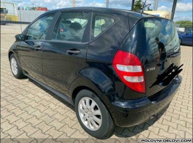 Mercedes  A 180 CDI Kompletan Auto U Delovima
