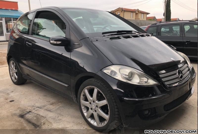 Mercedes  A 180 CDI Kompletan Auto U Delovima