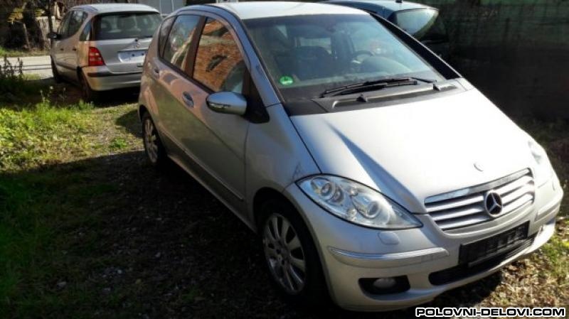 Mercedes  A 180  Kompletan Auto U Delovima