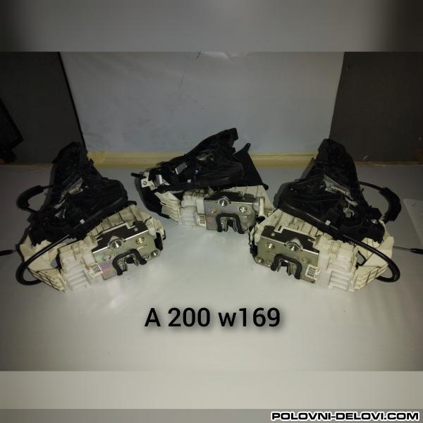 Mercedes  A 200 W169 Razni Delovi