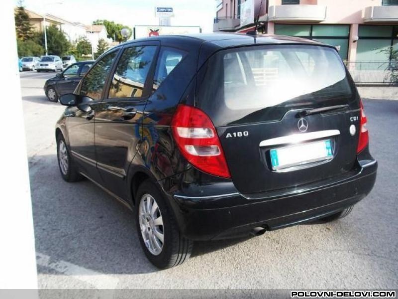 Mercedes  A A150-A180cdi-A200cdi Kompletan Auto U Delovima