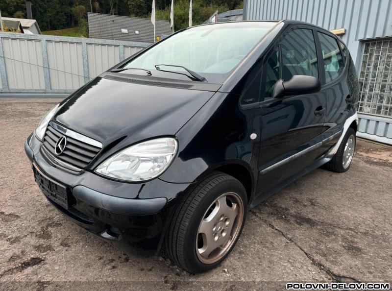 Mercedes  A CDI Kompletan Auto U Delovima