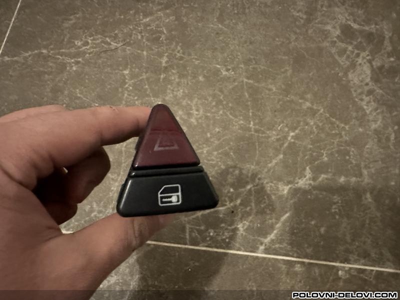 Mercedes  A CDI Kompletan Auto U Delovima