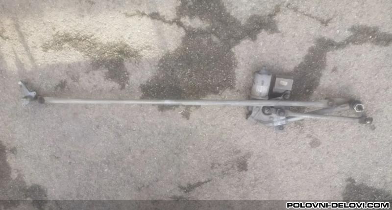 Mercedes  A CDI Kompletan Auto U Delovima