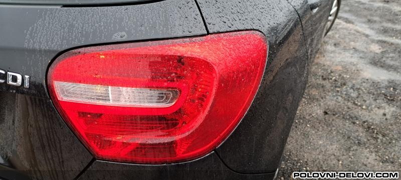 Mercedes  A Desno Stop Svetlo Svetla I Signalizacija