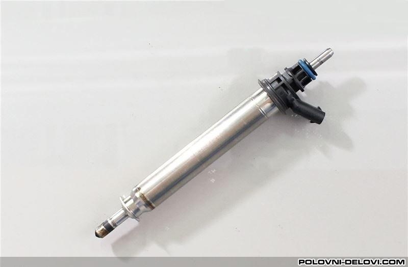 Mercedes  A Dizna Motor I Delovi Motora