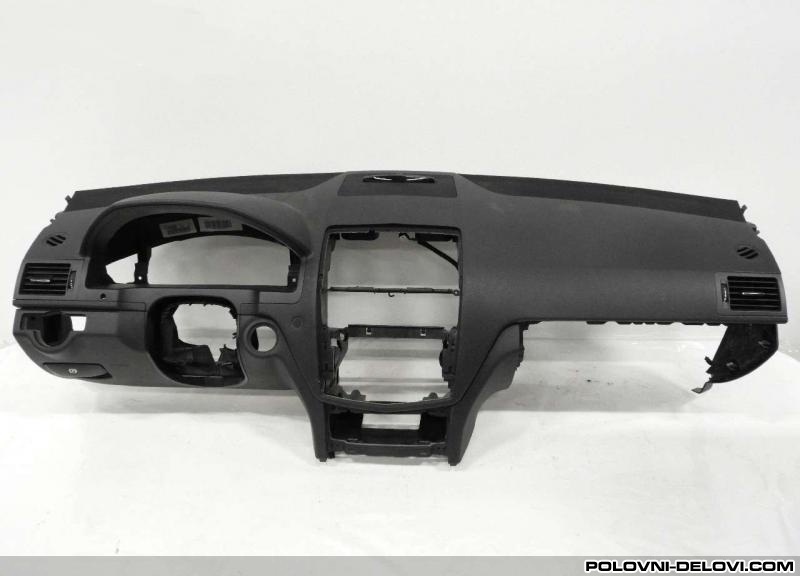 Mercedes  A Instrument Tabla Enterijer