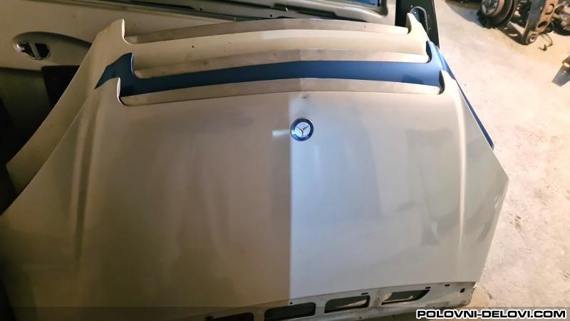 Mercedes  A  Karoserija