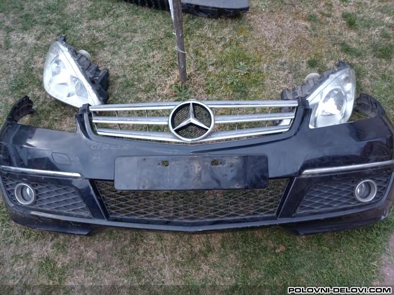 Mercedes  A  Kompletan Auto U Delovima