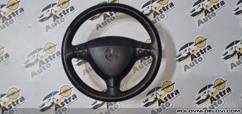 Mercedes  A W169 I W245 Enterijer
