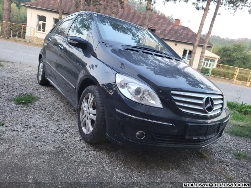 Mercedes  B 150 .B160.B170.B180.B200 Kompletan Auto U Delovima