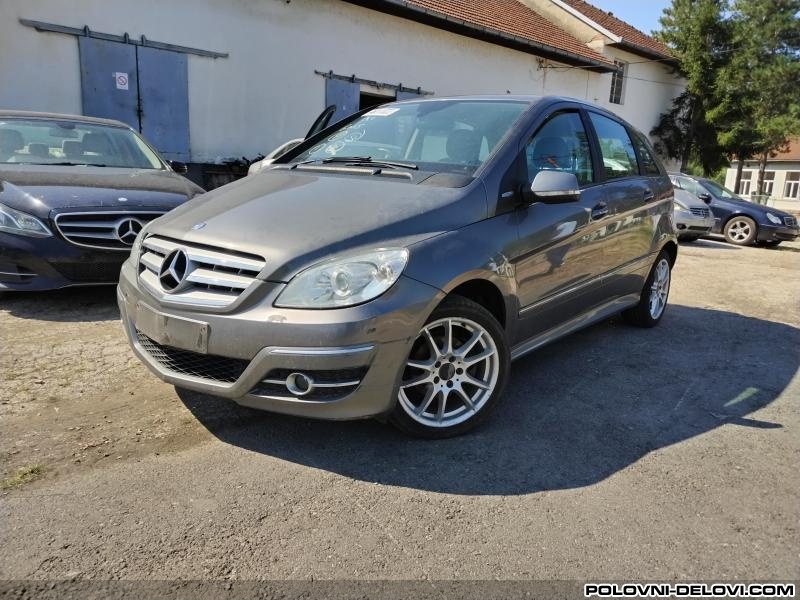 Mercedes  B 150 .B160.B170.B180.B200 Kompletan Auto U Delovima