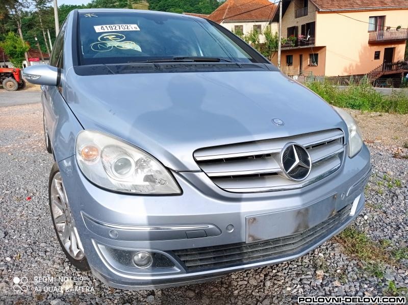 Mercedes  B 150 .B180.B200... Karoserija