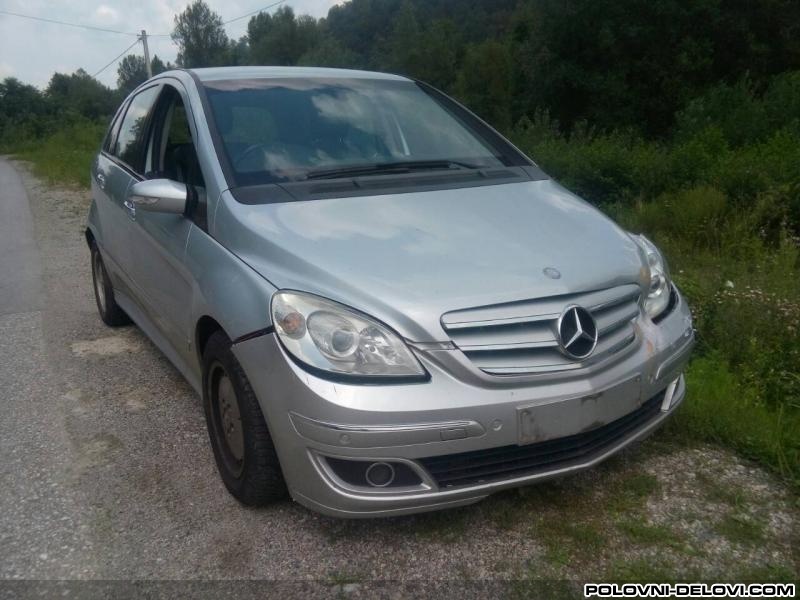 Mercedes  B Klasa W245 Kompletan Auto U Delovima
