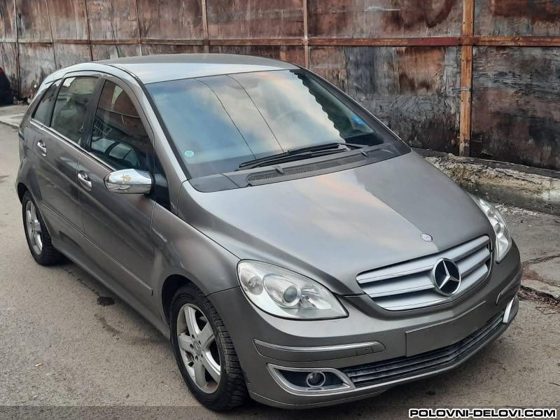 Mercedes  B  Kompletan Auto U Delovima