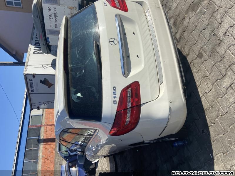 Mercedes  B  Kompletan Auto U Delovima