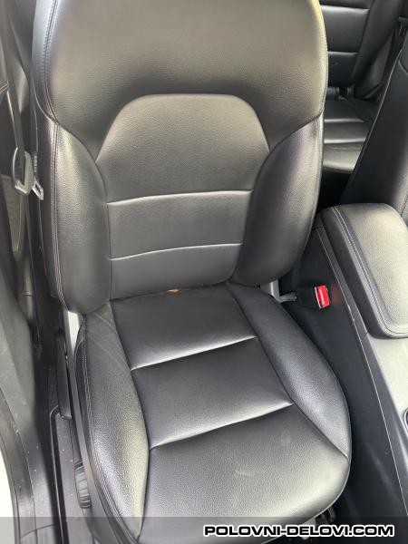 Mercedes  B Sedista W246 Enterijer