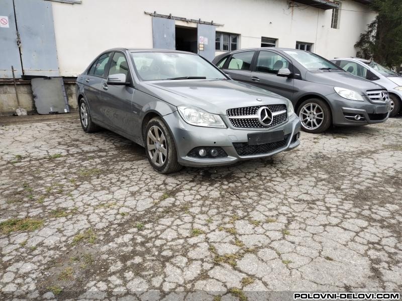 Mercedes  C 180 .C200.C220.C250... Kompletan Auto U Delovima