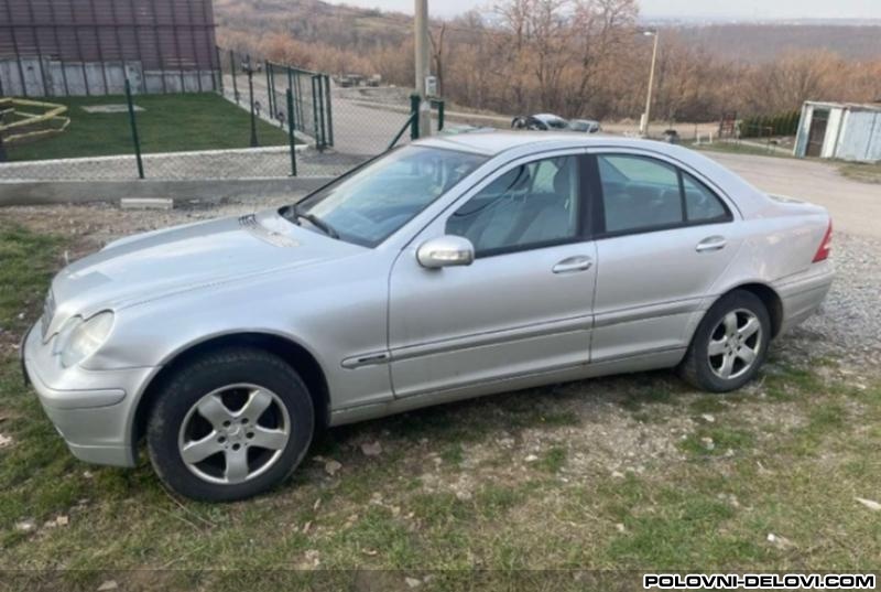 Mercedes  C 180 180  Kompletan Auto U Delovima