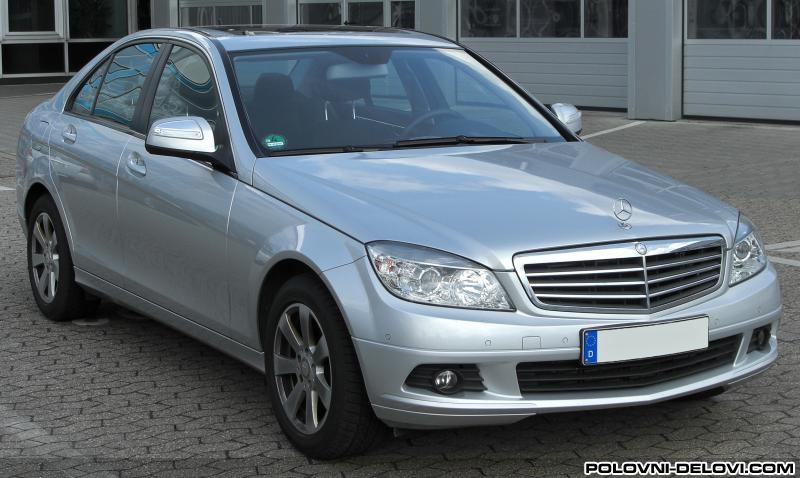Mercedes  C 200  Kompletan Auto U Delovima