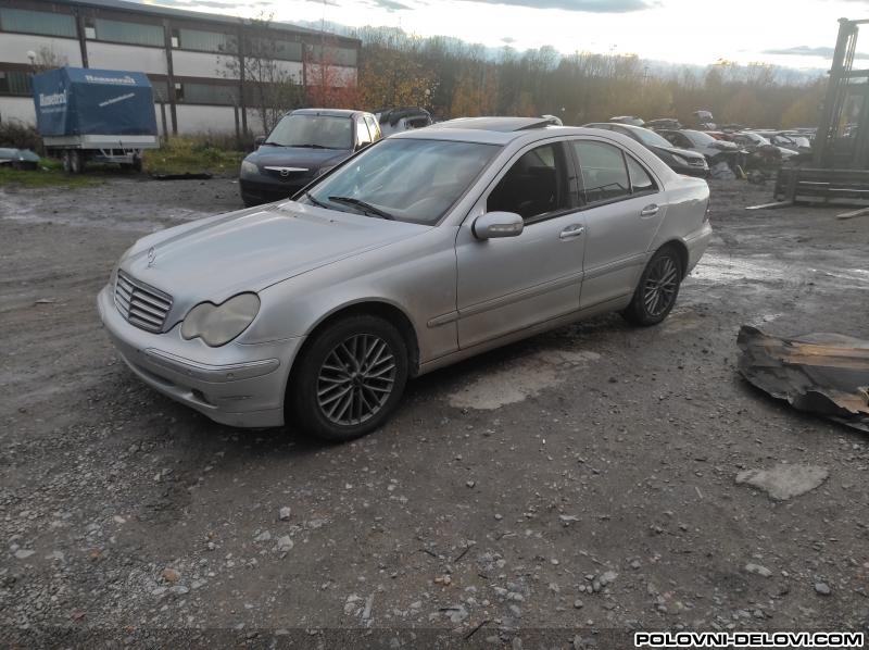 Mercedes  C 220 2.2cdi Kompletan Auto U Delovima
