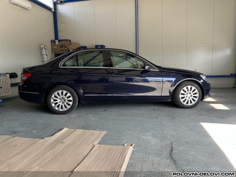 Mercedes  C 220  Kompletan Auto U Delovima