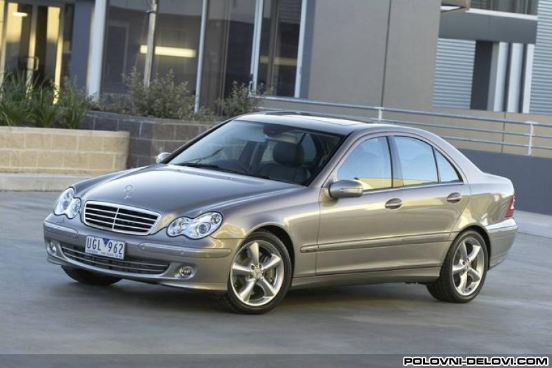 Mercedes  C 220  Kompletan Auto U Delovima