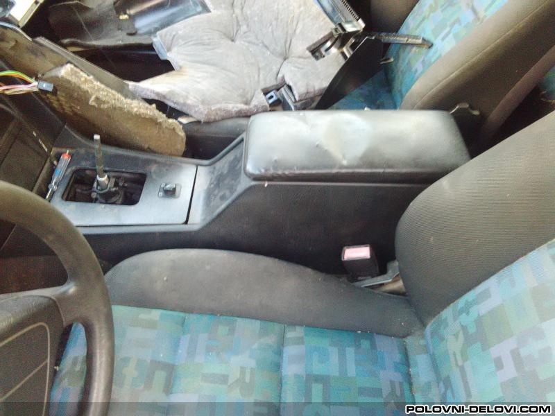 Mercedes  C 250  Kompletan Auto U Delovima