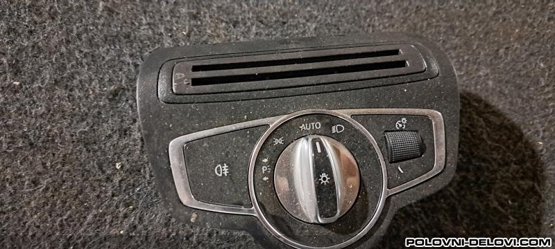 Mercedes  C A2059880015  Enterijer