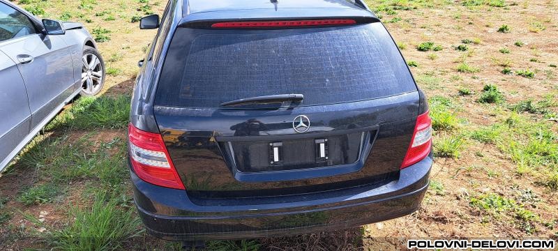 Mercedes  C Gepek Vrata W204 Karoserija