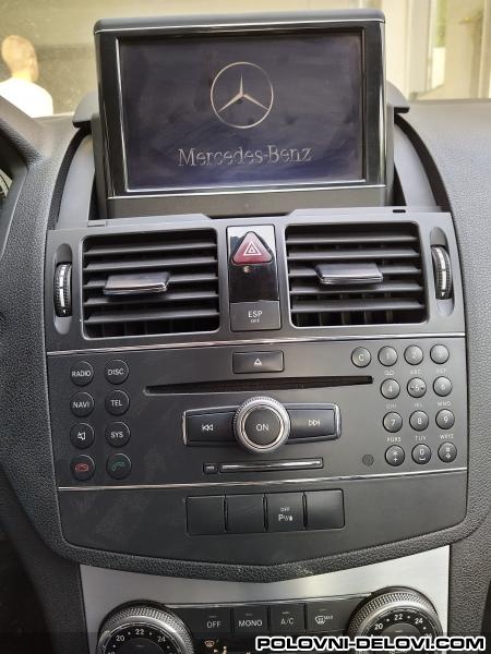 Mercedes  C Navigacija Velika  Audio