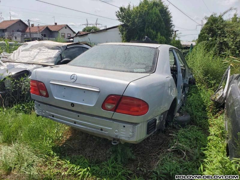 Mercedes  C  Razni Delovi