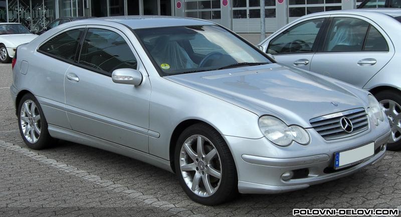 Mercedes  C Sport Kupe Kompletan Auto U Delovima