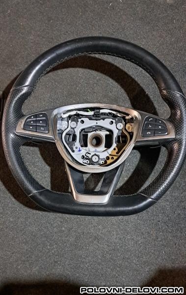 Mercedes  C Volan  Enterijer