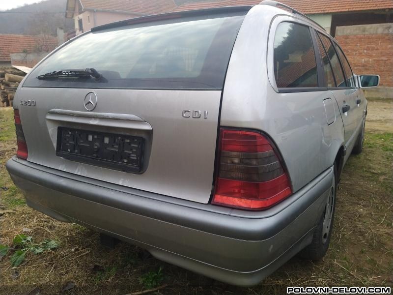 Mercedes  C W202 Karavan Kompletan Auto U Delovima