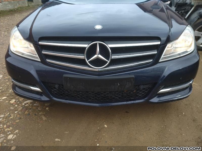 Mercedes  C W204 Facelift Kompletan Auto U Delovima
