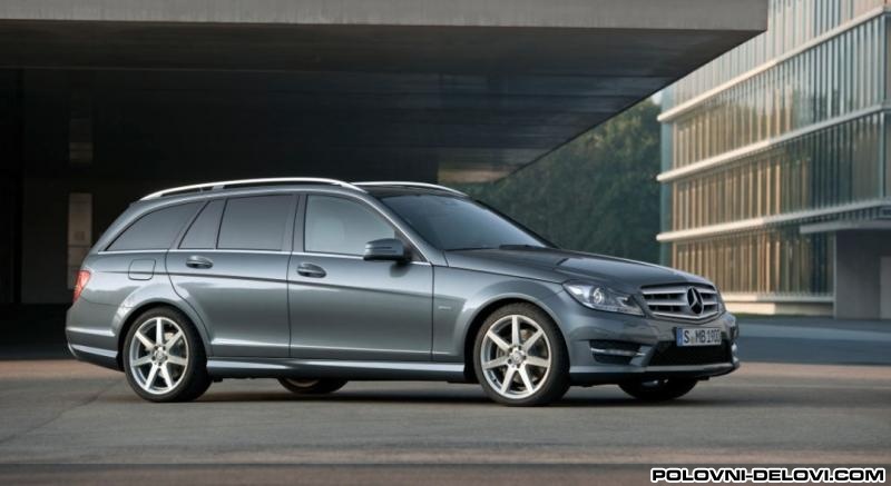 Mercedes  C W204 Kompletan Auto U Delovima