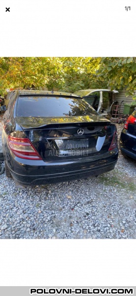 Mercedes  C W204  Kompletan Auto U Delovima