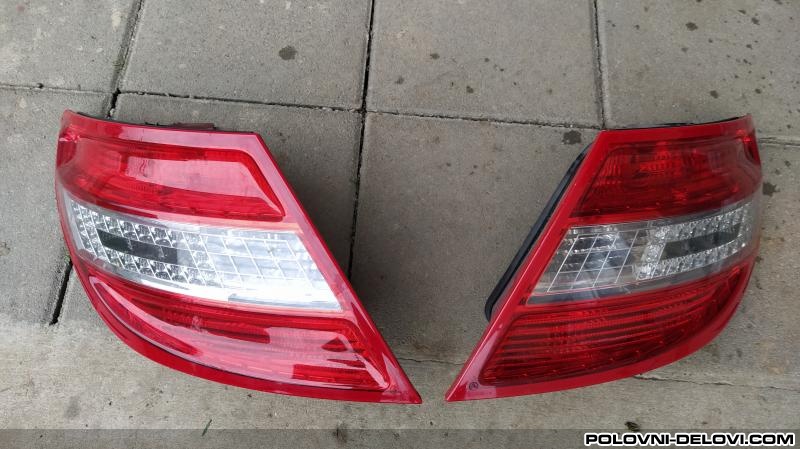 Mercedes  C W204 Svetla I Signalizacija