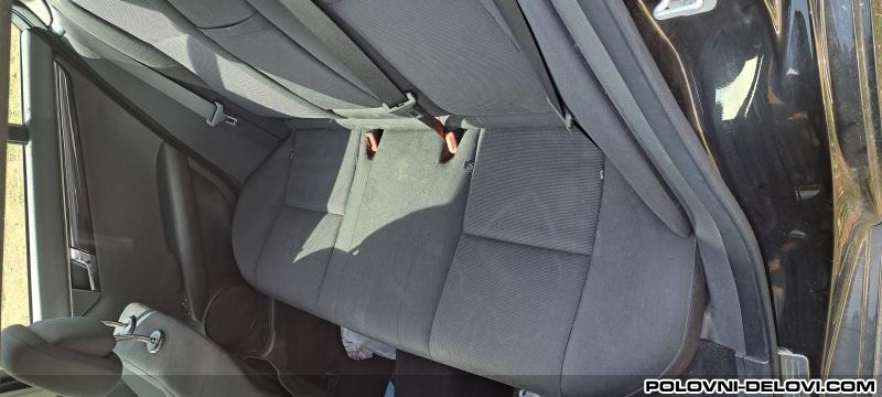 Mercedes  C Zadnja Klupa W204 Enterijer
