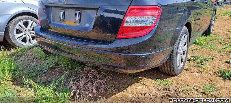 Mercedes  C Zadnji Branik W204 Karoserija
