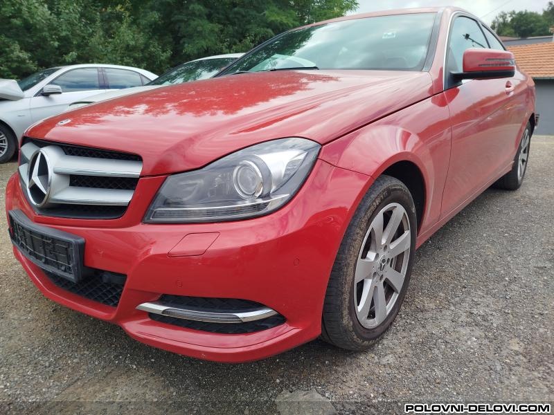 Mercedes  CLC W204 Delovi Kompletan Auto U Delovima