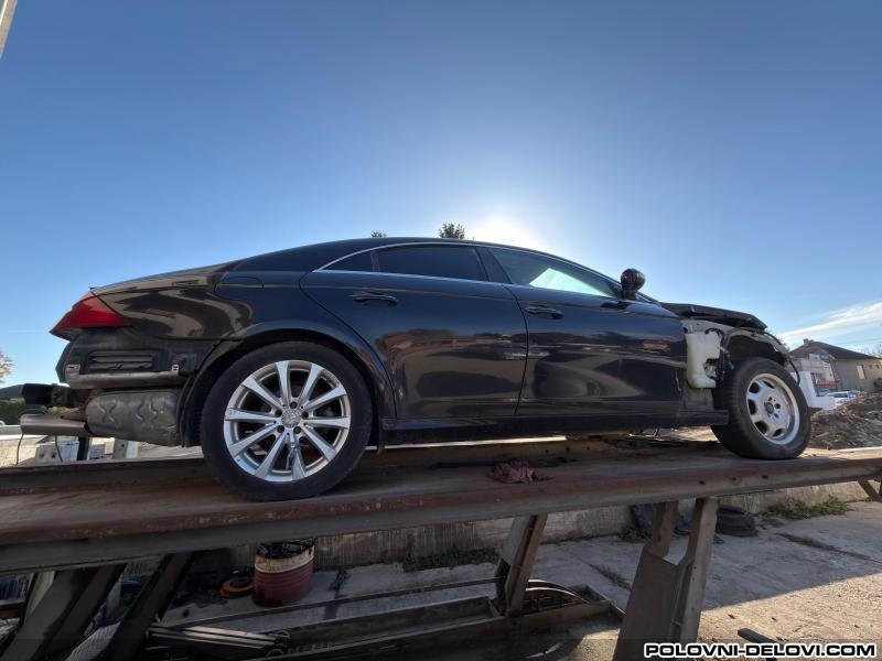 Mercedes  CLS  Kompletan Auto U Delovima