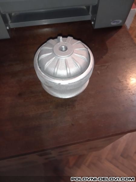 Mercedes  E 124  Motor I Delovi Motora