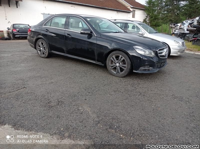 Mercedes  E 200 .E220 Kompletan Auto U Delovima