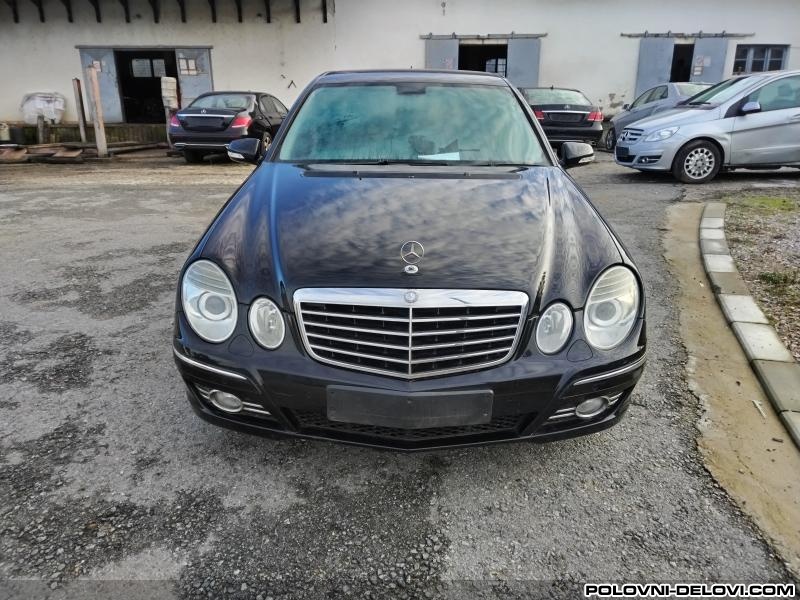 Mercedes  E 200 .E220.E240.E270.E320 Kompletan Auto U Delovima